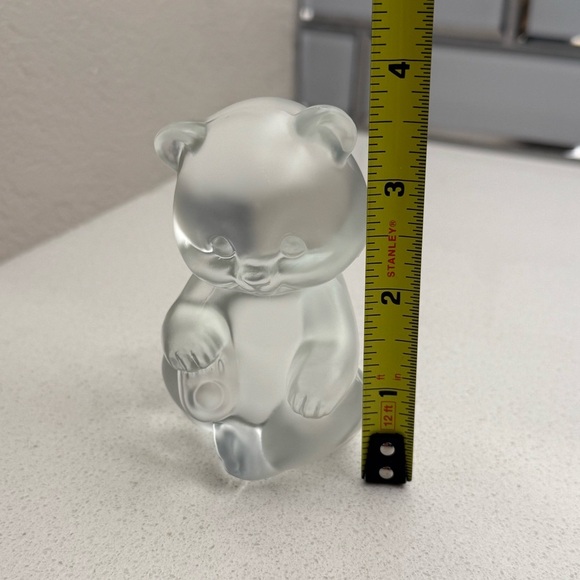 Vintage Fenton Bear Figurine Satin Glass - Picture 10 of 10